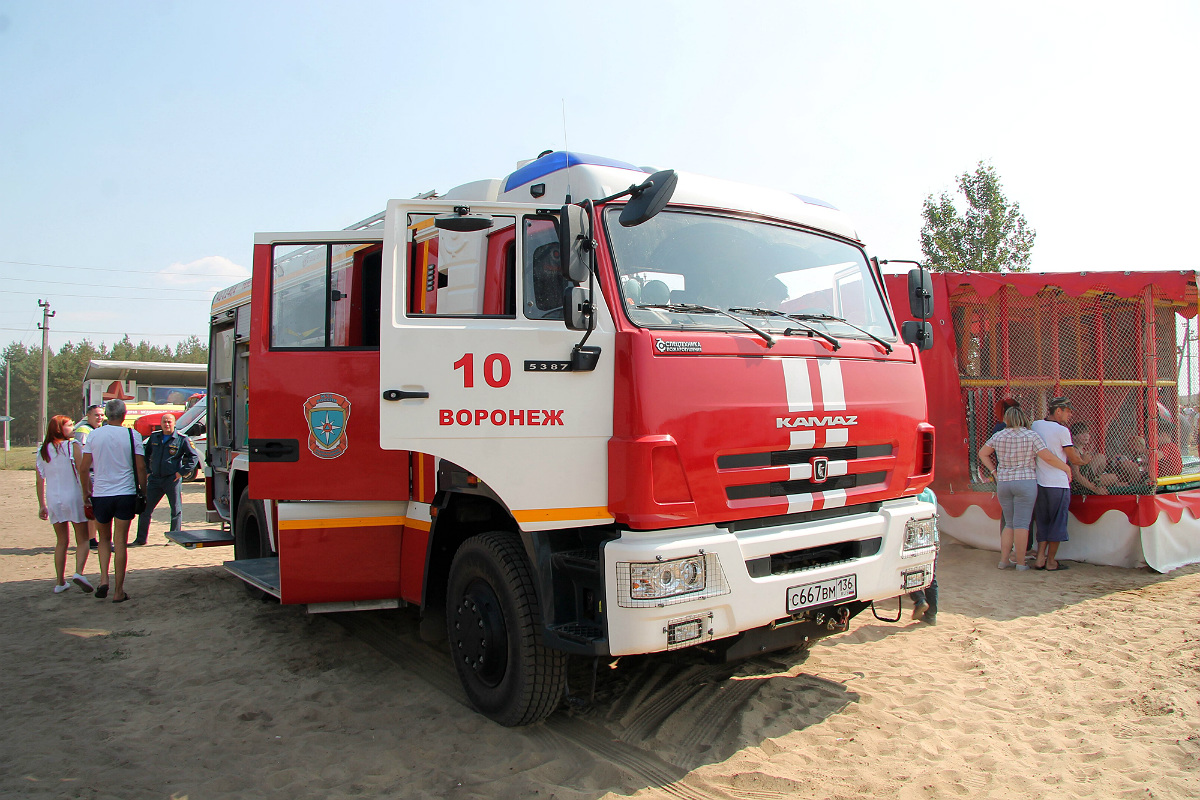 Воронежская область, № С 667 ВМ 136 — КамАЗ-5387-RR(76) [538705]
