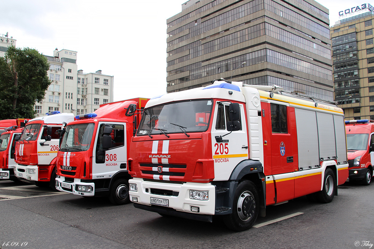 Москва, № Е 801 ТР 777 — КамАЗ-43253-R4(28)