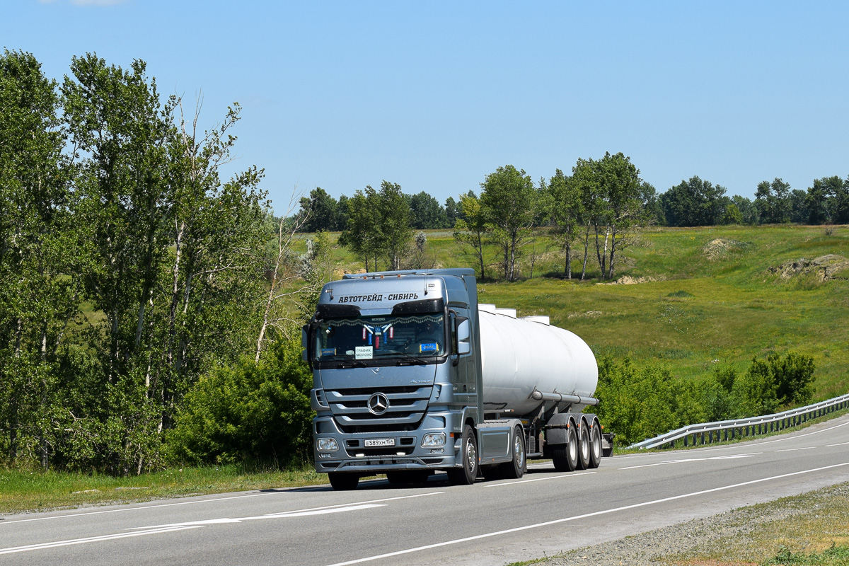 Новосибирская область, № Е 589 ХМ 154 — Mercedes-Benz Actros ('2009) 1844; Mercedes-Benz Actros ('2009) "Silver Arrow" (Алтайский край)