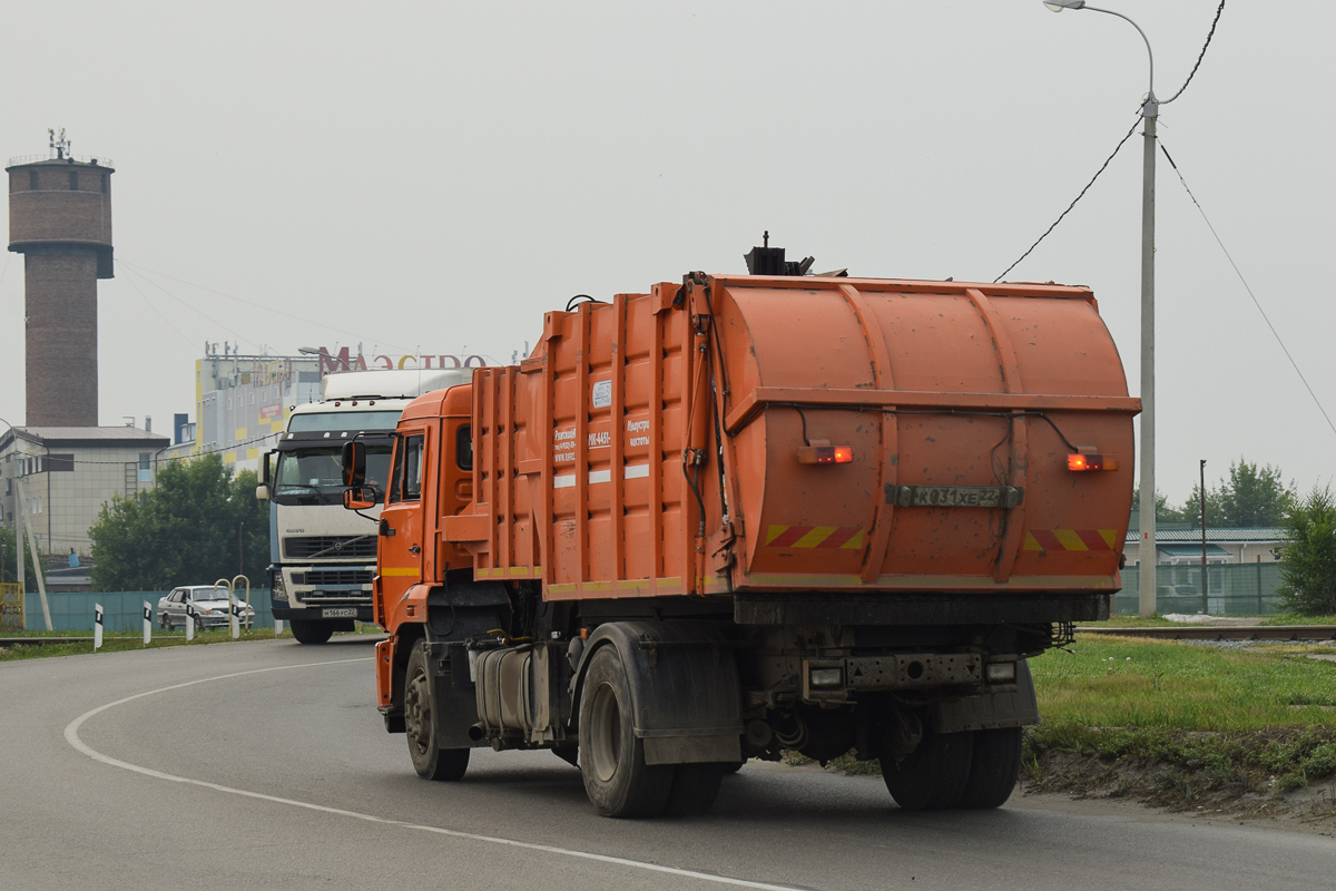 Алтайский край, № К 031 ХЕ 22 — КамАЗ-43253-R4(28)