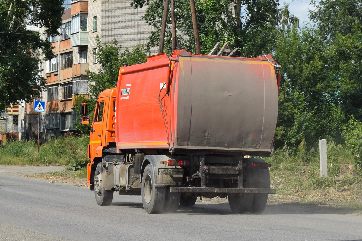 Алтайский край, № Т 522 СХ 55 — КамАЗ-43253-R4(28)