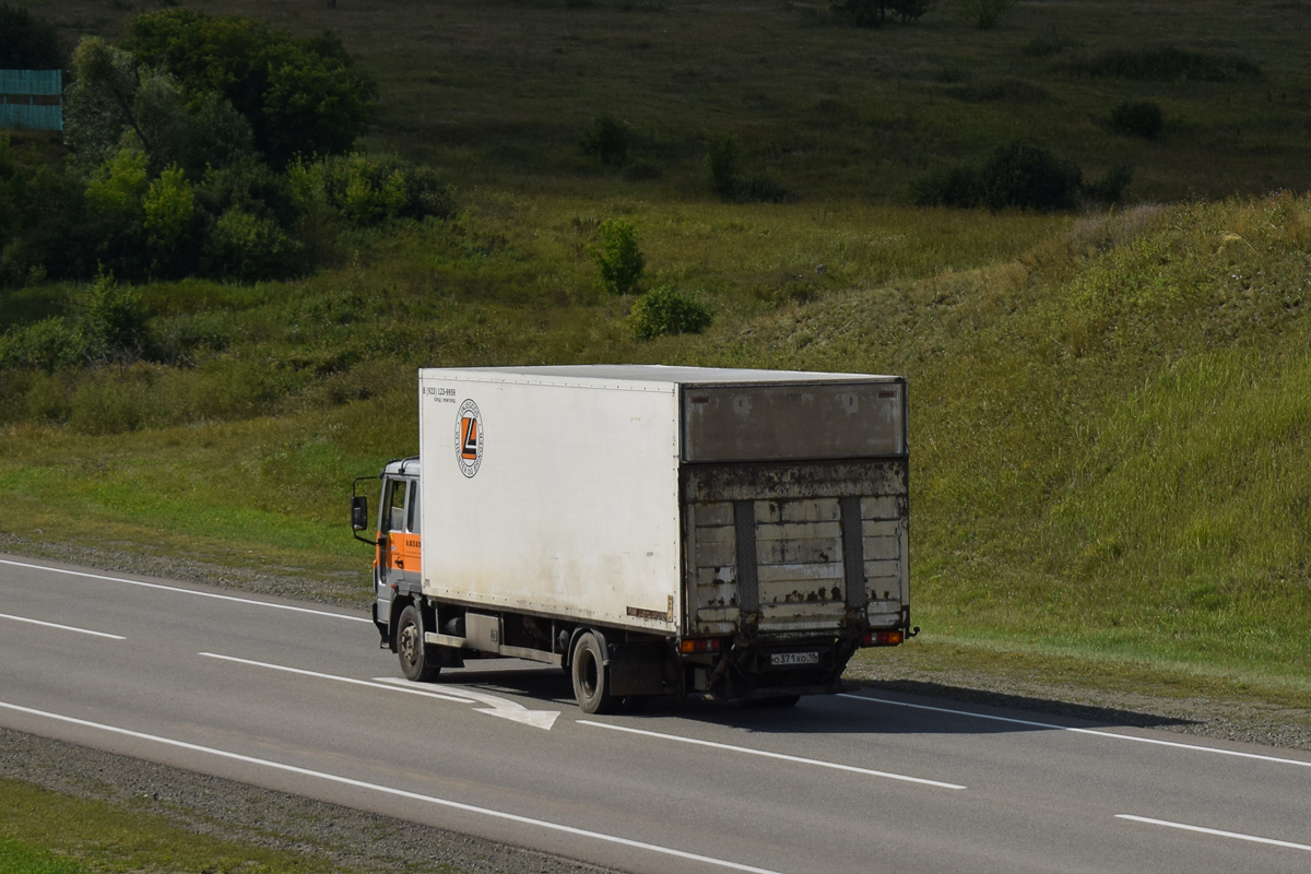 Алтайский край, № О 371 ХО 18 — Volvo FL6