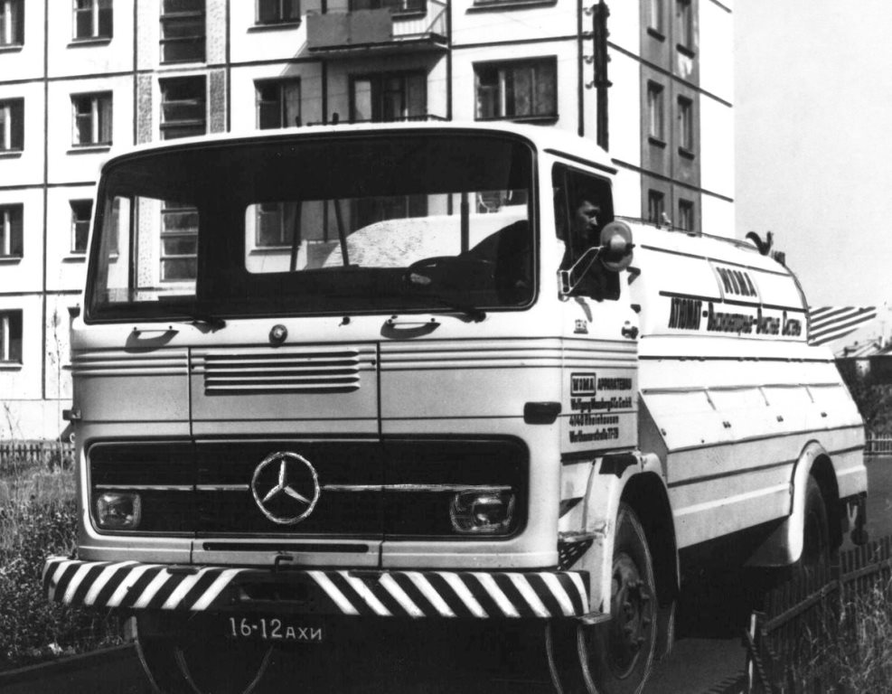 Архангельская область, № 16-12 АХИ — Mercedes-Benz LP (общая модель); Архангельская область — Исторические фотографии (Автомобили)