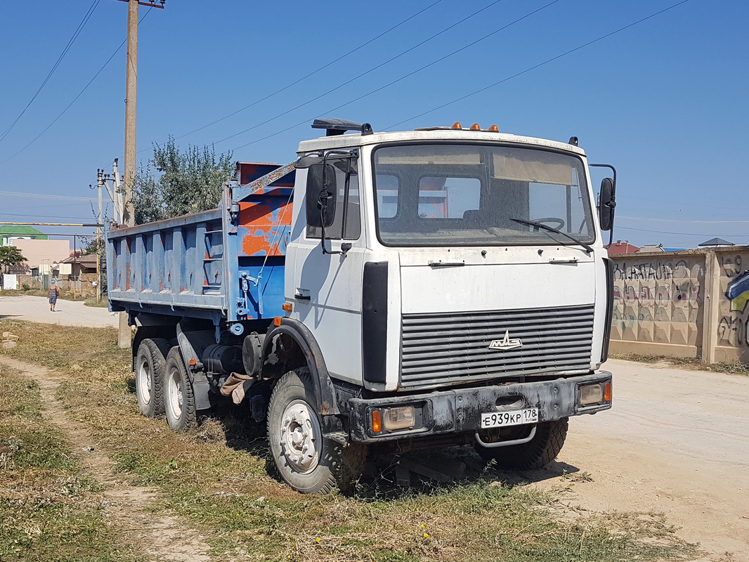 Крым, № Е 939 КР 178 — МАЗ-551605