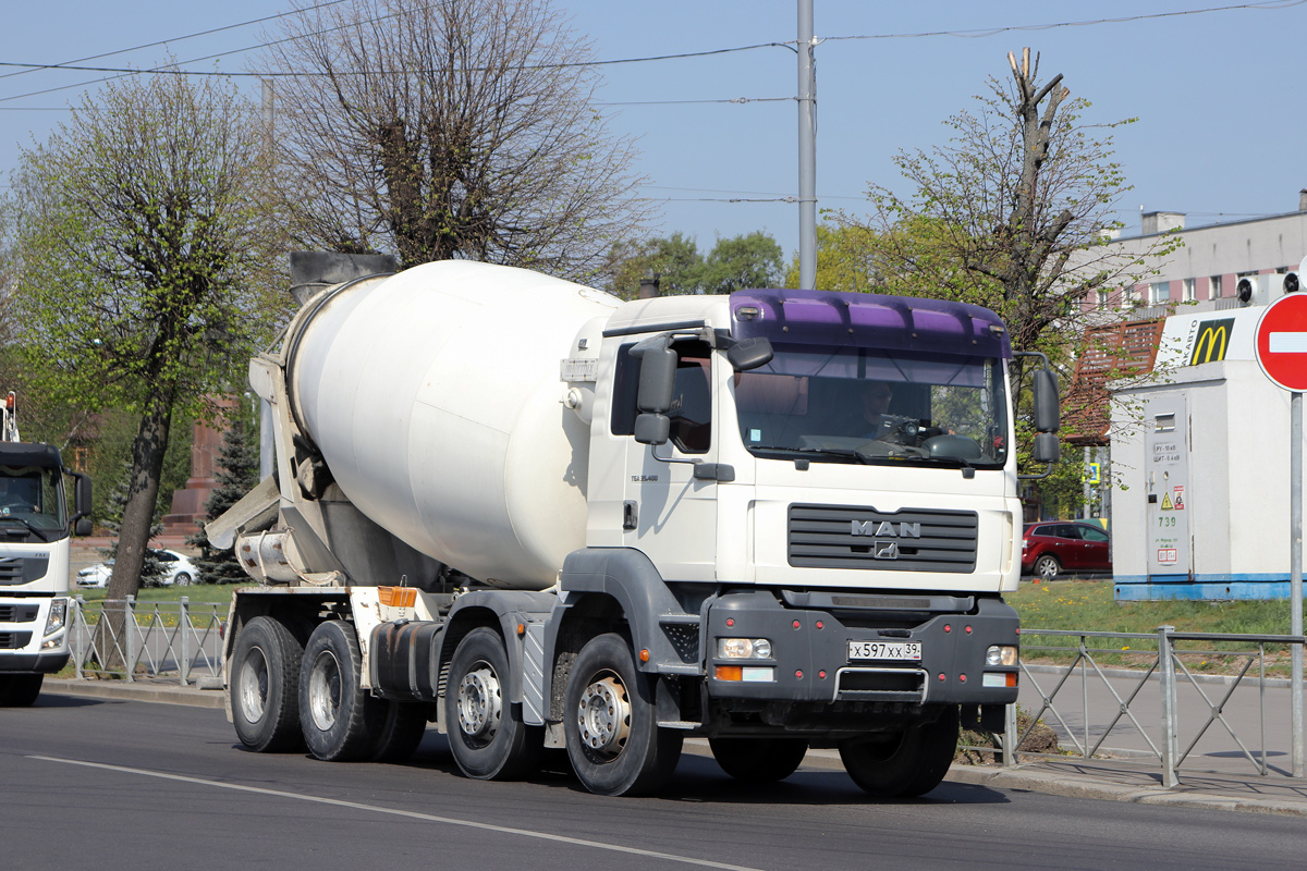 Калининградская область, № Х 597 ХХ 39 — MAN TGA 35.400