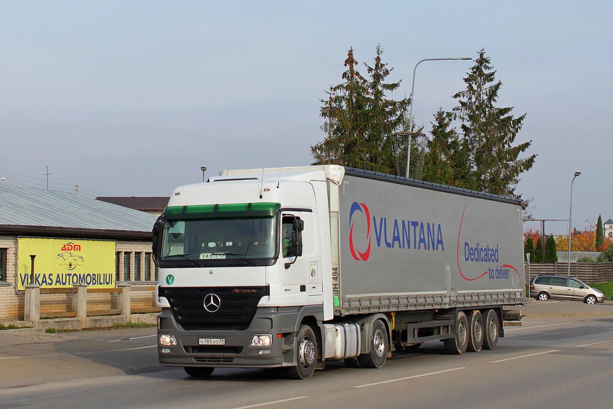 Калининградская область, № О 785 ХО 39 — Mercedes-Benz Actros ('2003) 1844