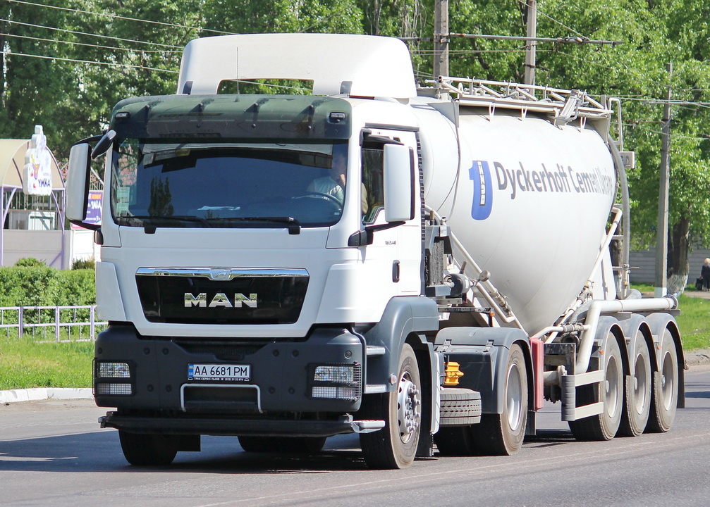 Киев, № АА 6681 РМ — MAN TGS 21.440