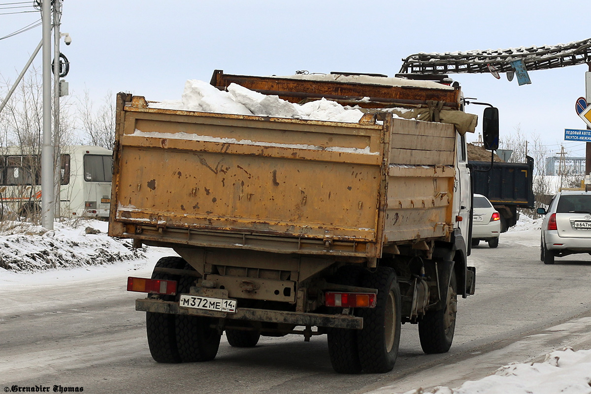Саха (Якутия), № М 372 МЕ 14 — МАЗ-457043
