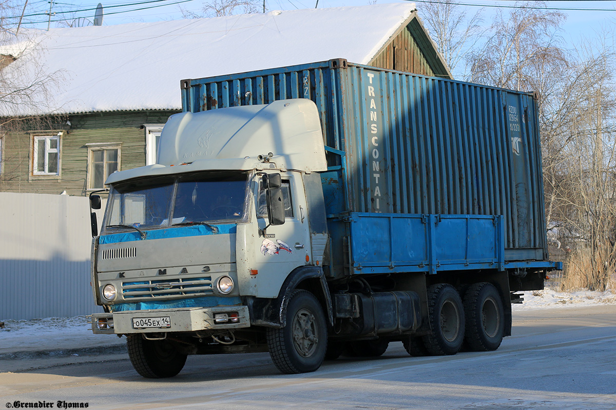 Саха (Якутия), № О 045 ЕХ 14 — КамАЗ-53212