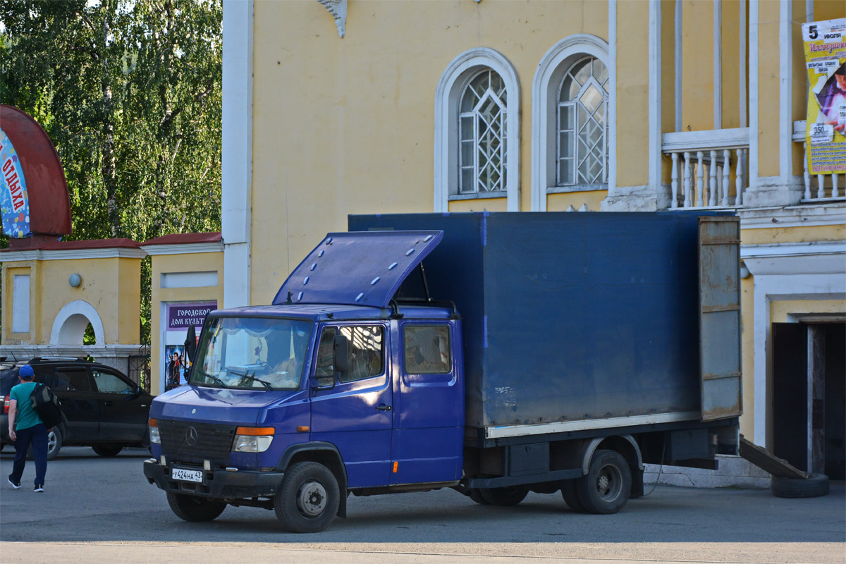 Кировская область, № У 424 НА 43 — Mercedes-Benz Vario 612D