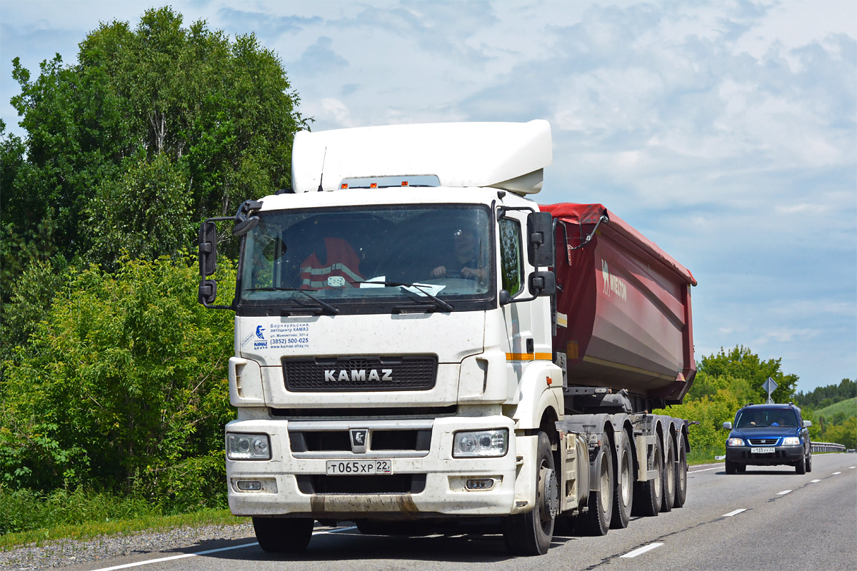 Алтайский край, № Т 065 ХР 22 — КамАЗ-65206-T5(68)
