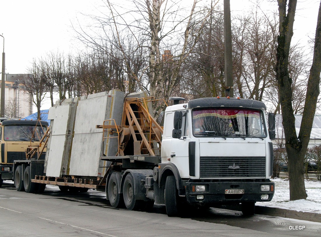 Витебская область, № АА 6587-2 — МАЗ-6422 (общая модель)
