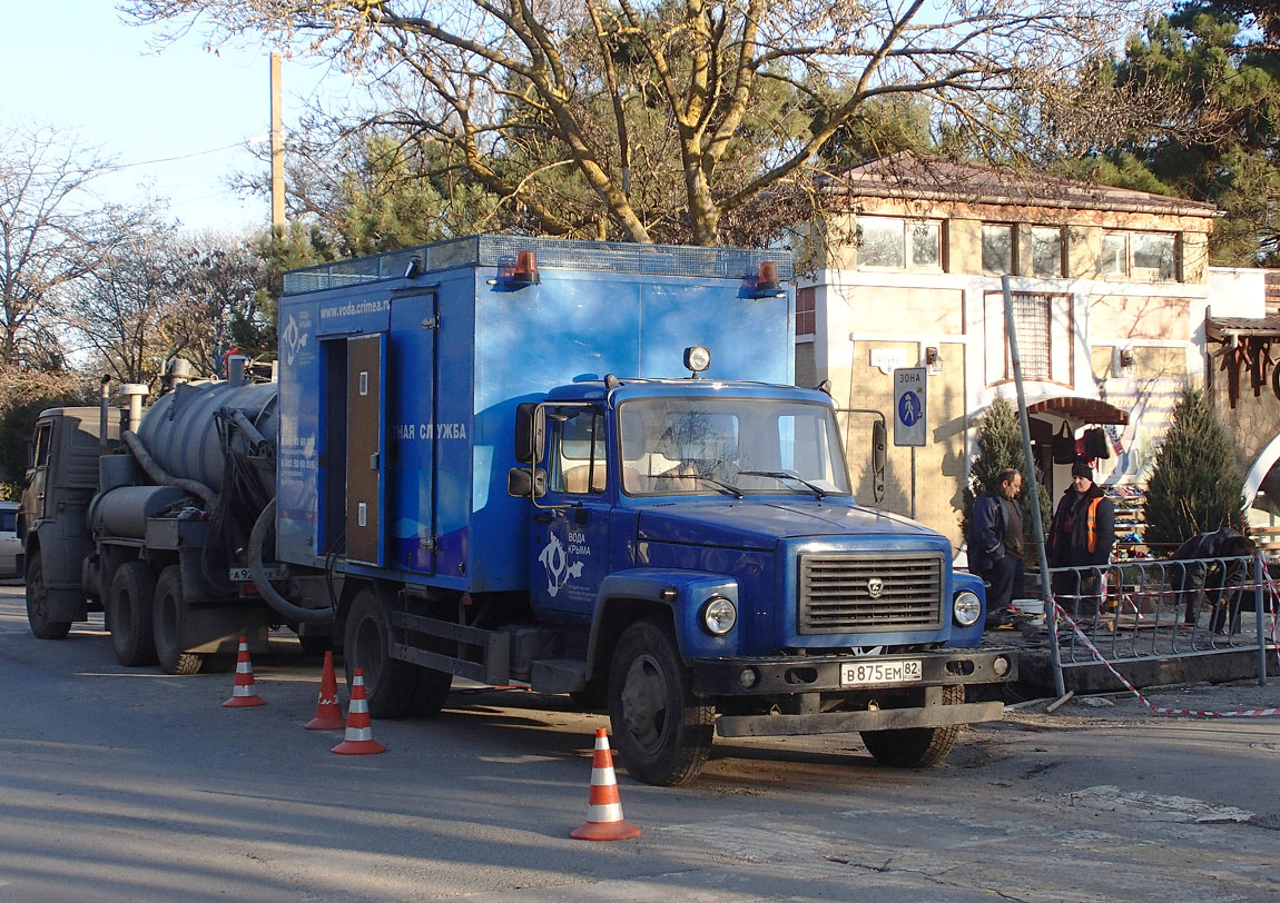 Крым, № В 875 ЕМ 82 — ГАЗ-33098