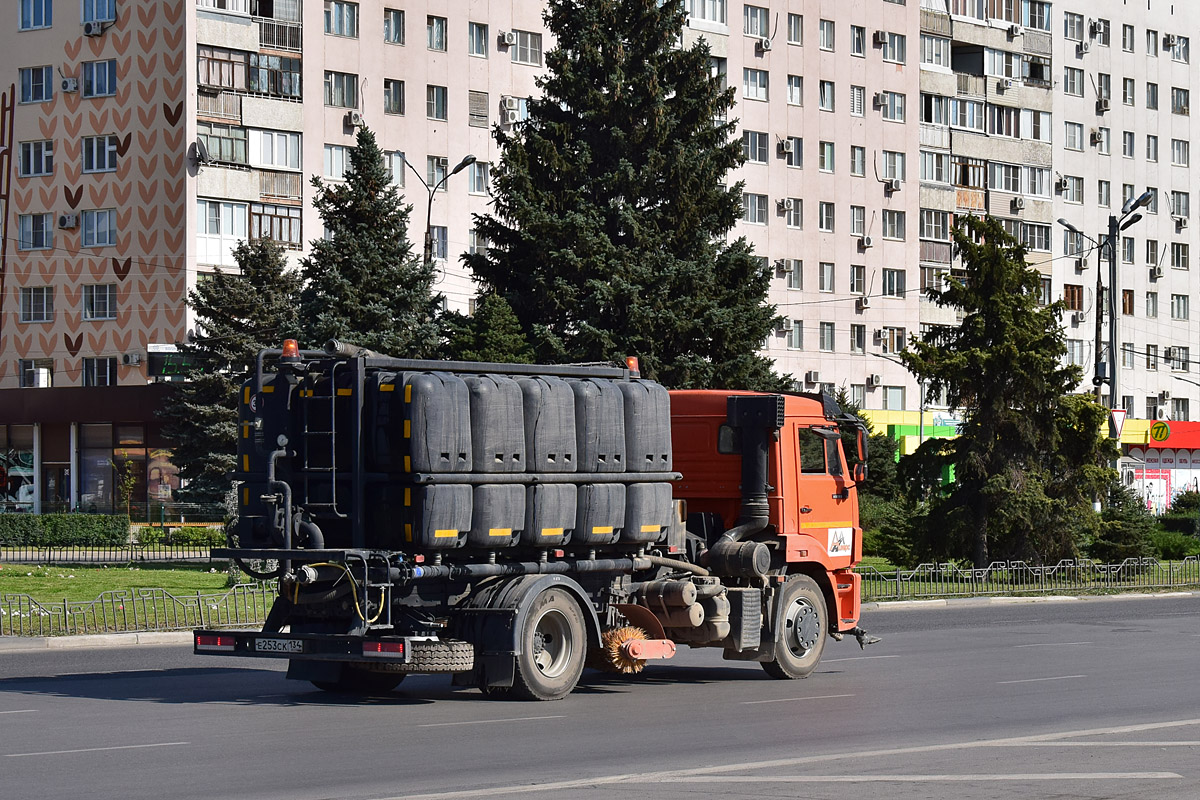 Волгоградская область, № Е 253 СК 134 — КамАЗ-43253-G5(69)
