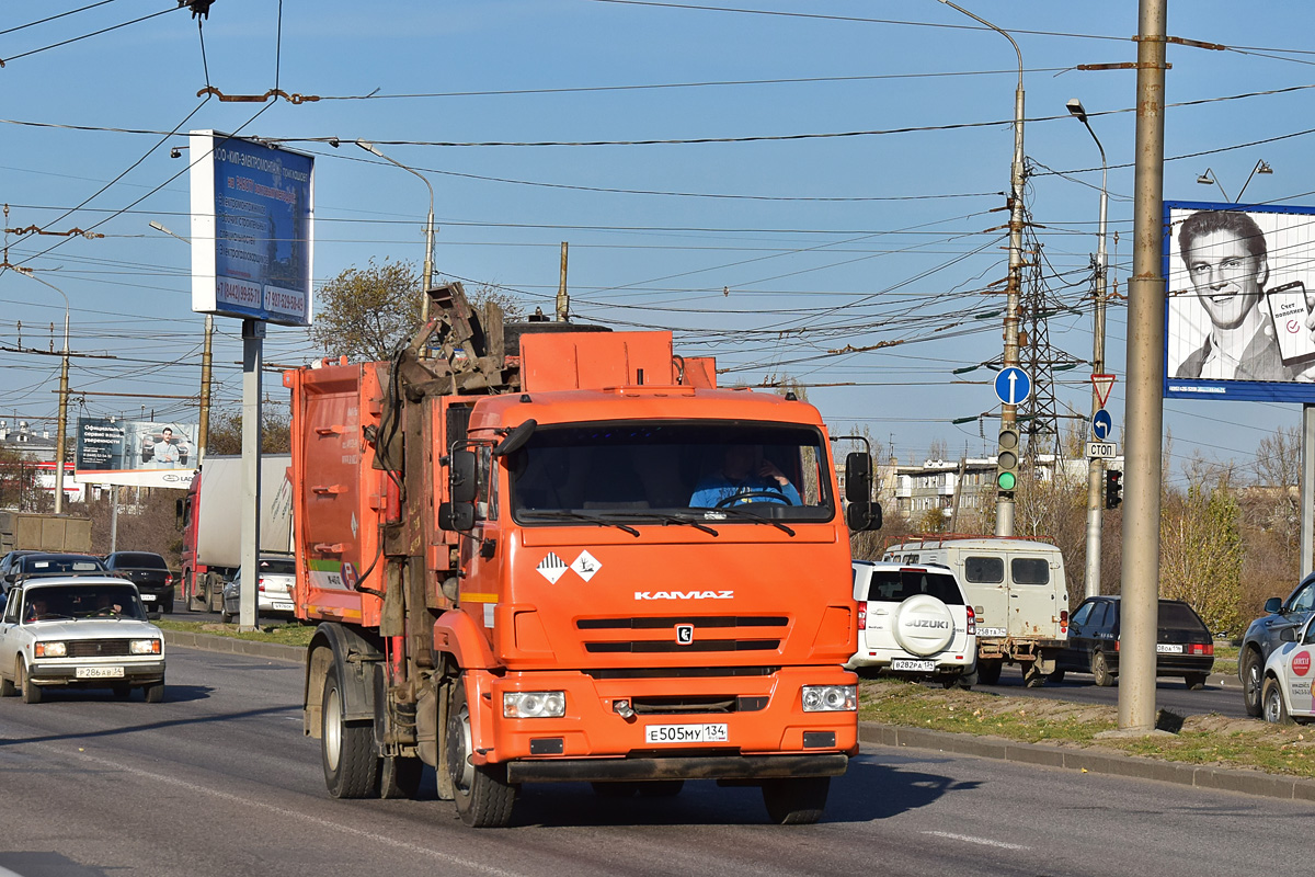 Волгоградская область, № Е 505 МУ 134 — КамАЗ-43253-R4(28)