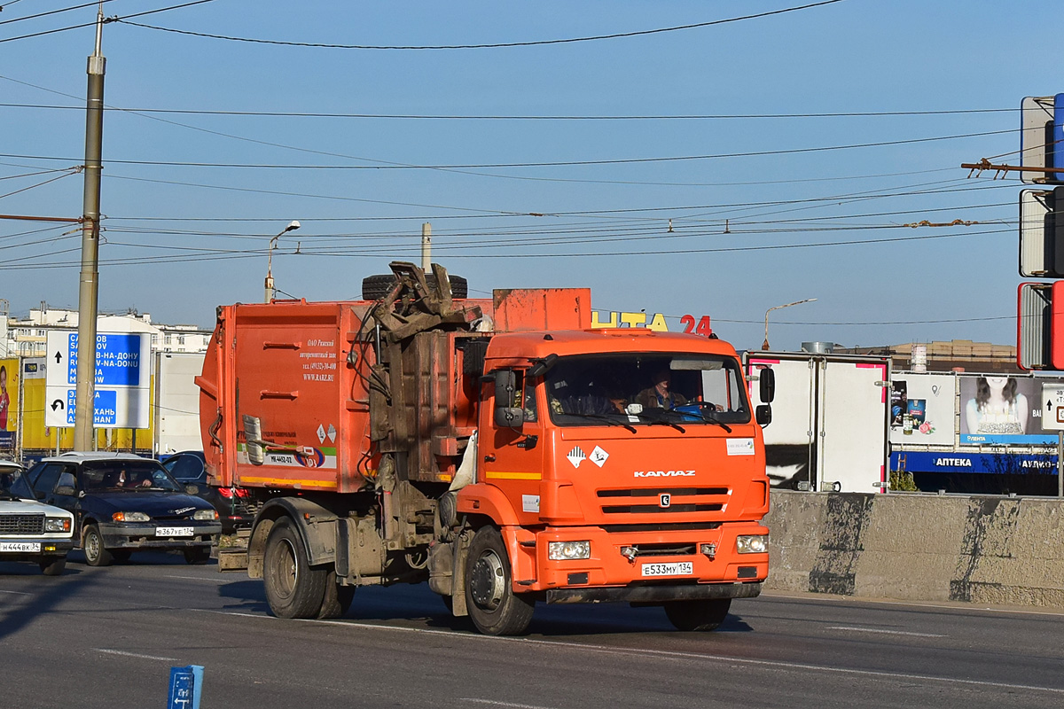 Волгоградская область, № Е 533 МУ 134 — КамАЗ-43253-R4(28)