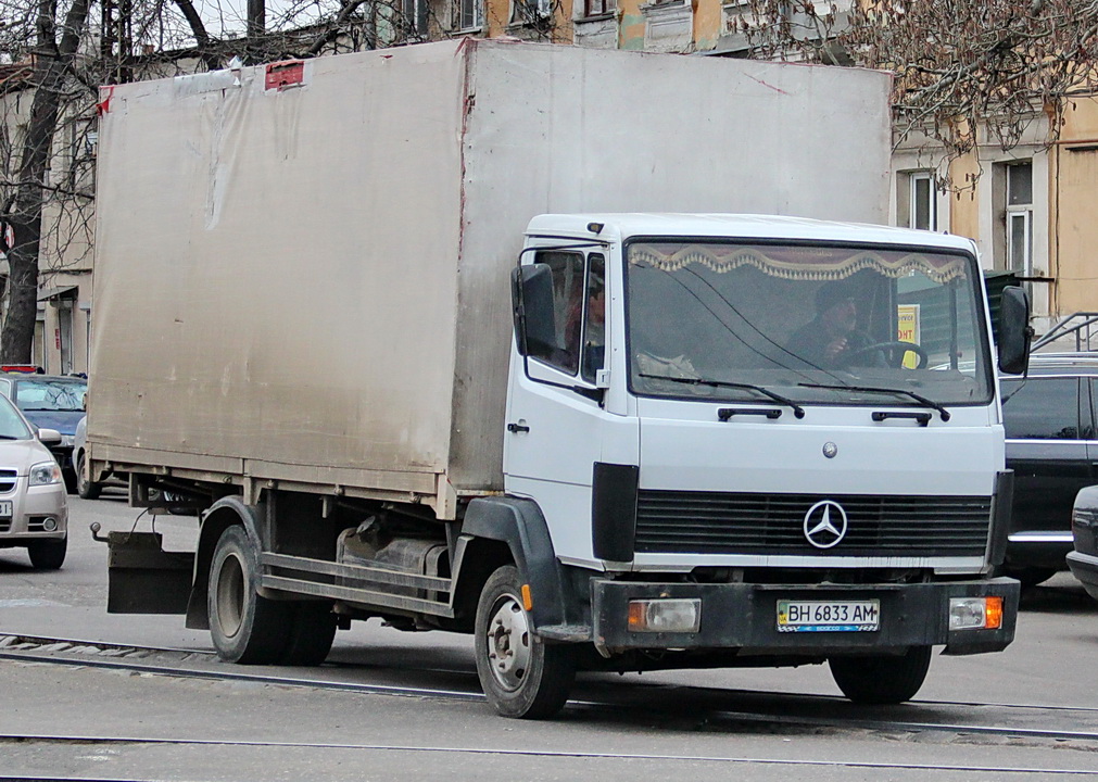 Одесская область, № ВН 6833 АМ — Mercedes-Benz LK 809