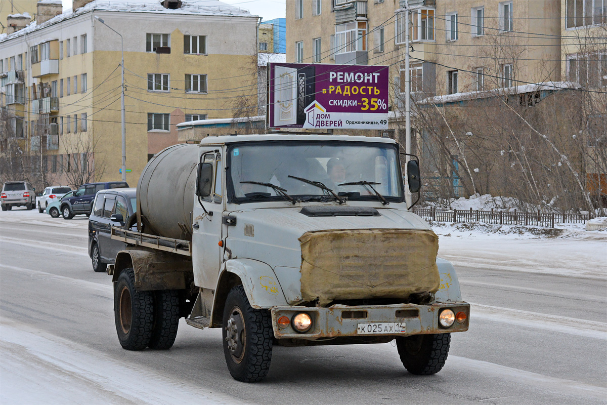 Саха (Якутия), № К 025 АХ 14 — ЗИЛ-494560