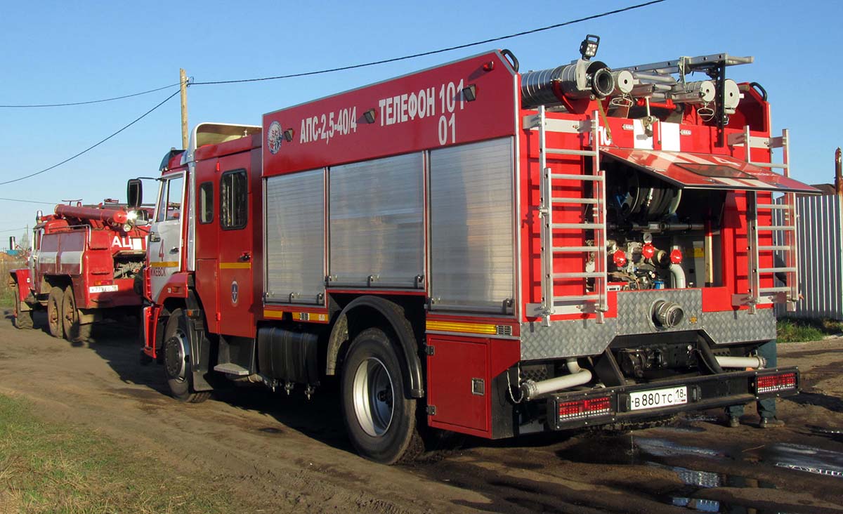 Удмуртия, № В 880 ТС 18 — КамАЗ-43253-G5(69)