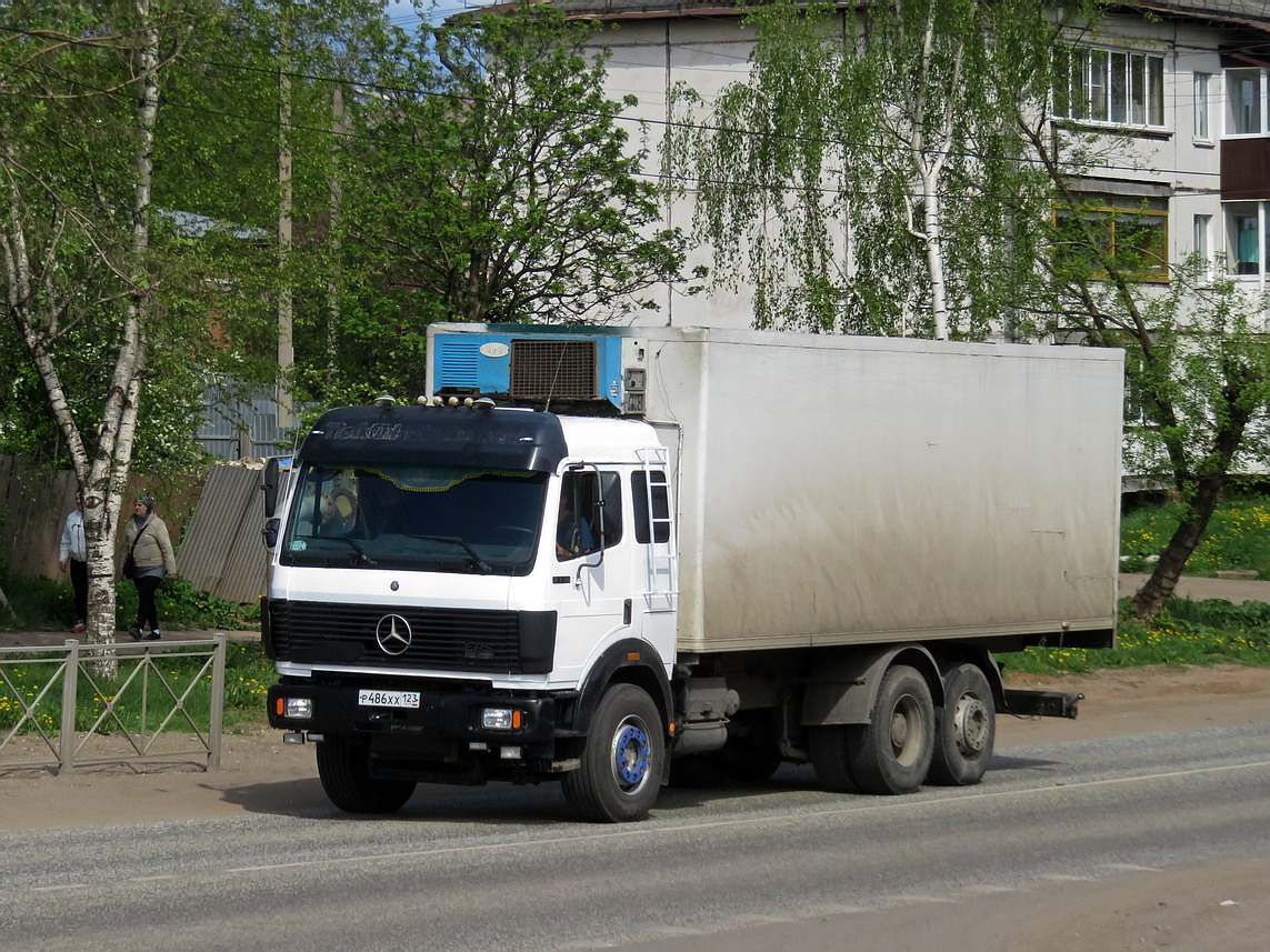 Краснодарский край, № Р 486 ХХ 123 — Mercedes-Benz SK 2435