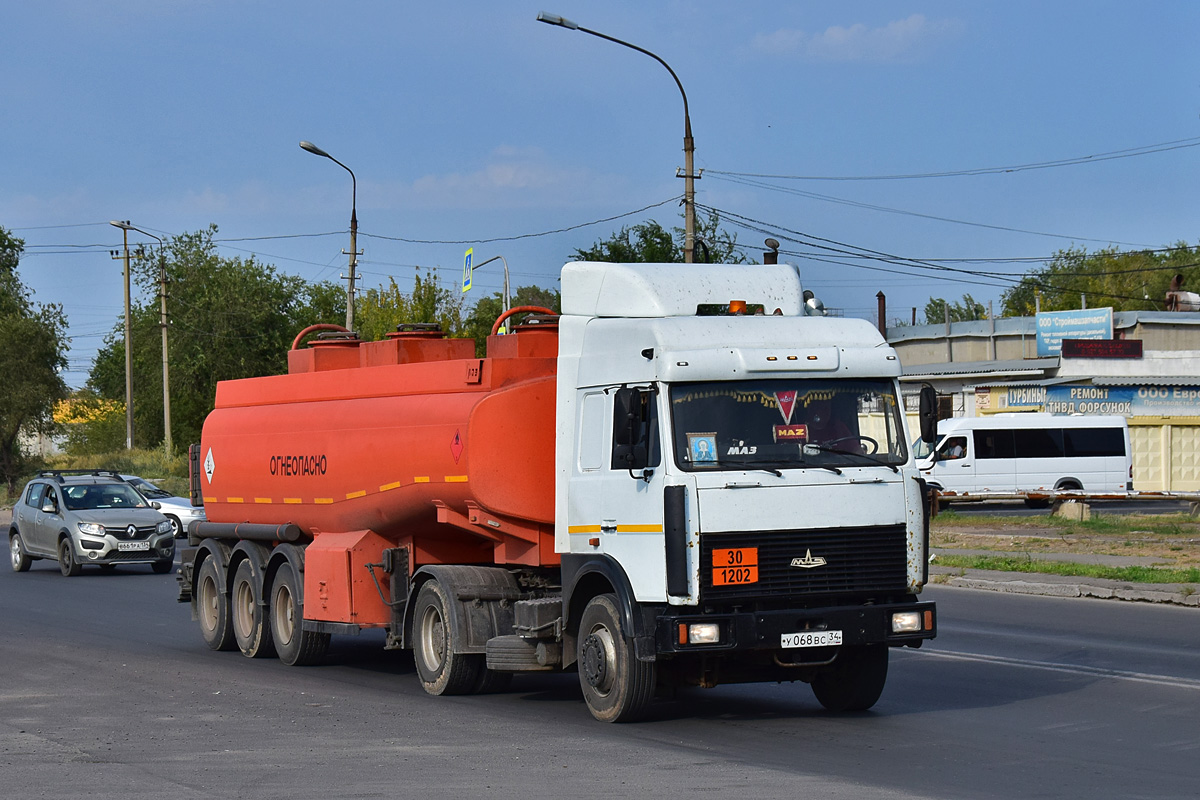 Волгоградская область, № У 068 ВС 34 — МАЗ-5432A3