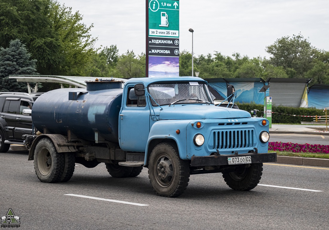 Алматы, № 073 DO 02 — ГАЗ-52/53 (общая модель)