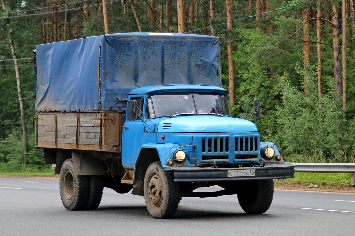 Санкт-Петербург, № С 132 ВУ 78 — ЗИЛ-431610