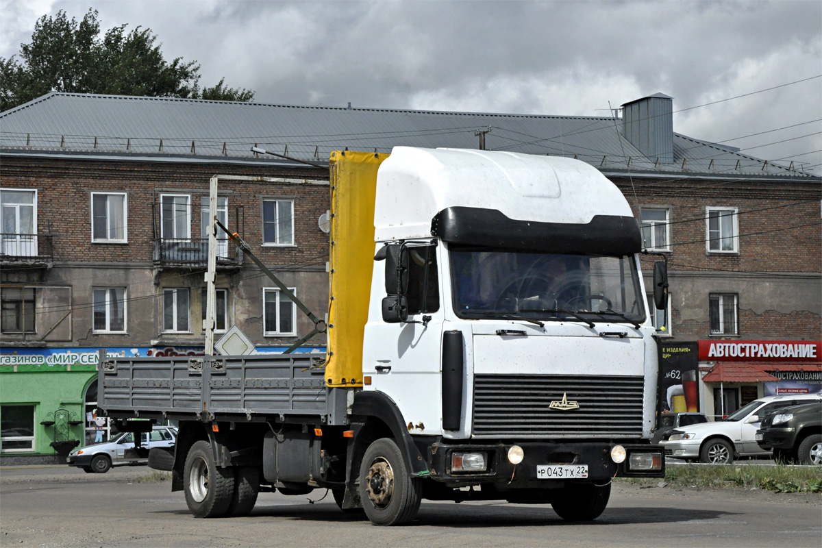 Алтайский край, № Р 043 ТХ 22 — МАЗ-437041