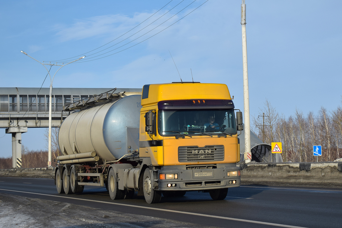 Алтайский край, № Р 588 ХМ 777 — MAN F2000 19.414