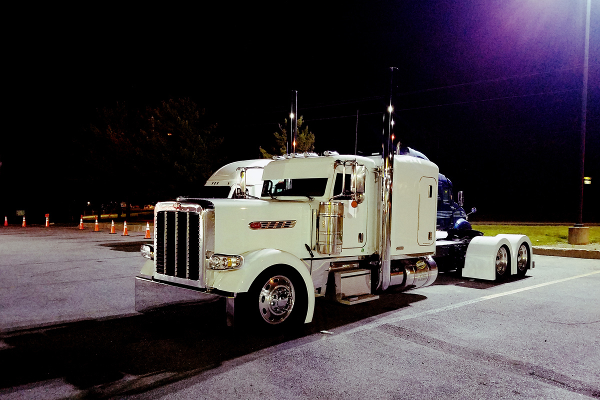 США, № (US) U/N 0009 — Peterbilt 389; Транспортные средства без номеров (США)