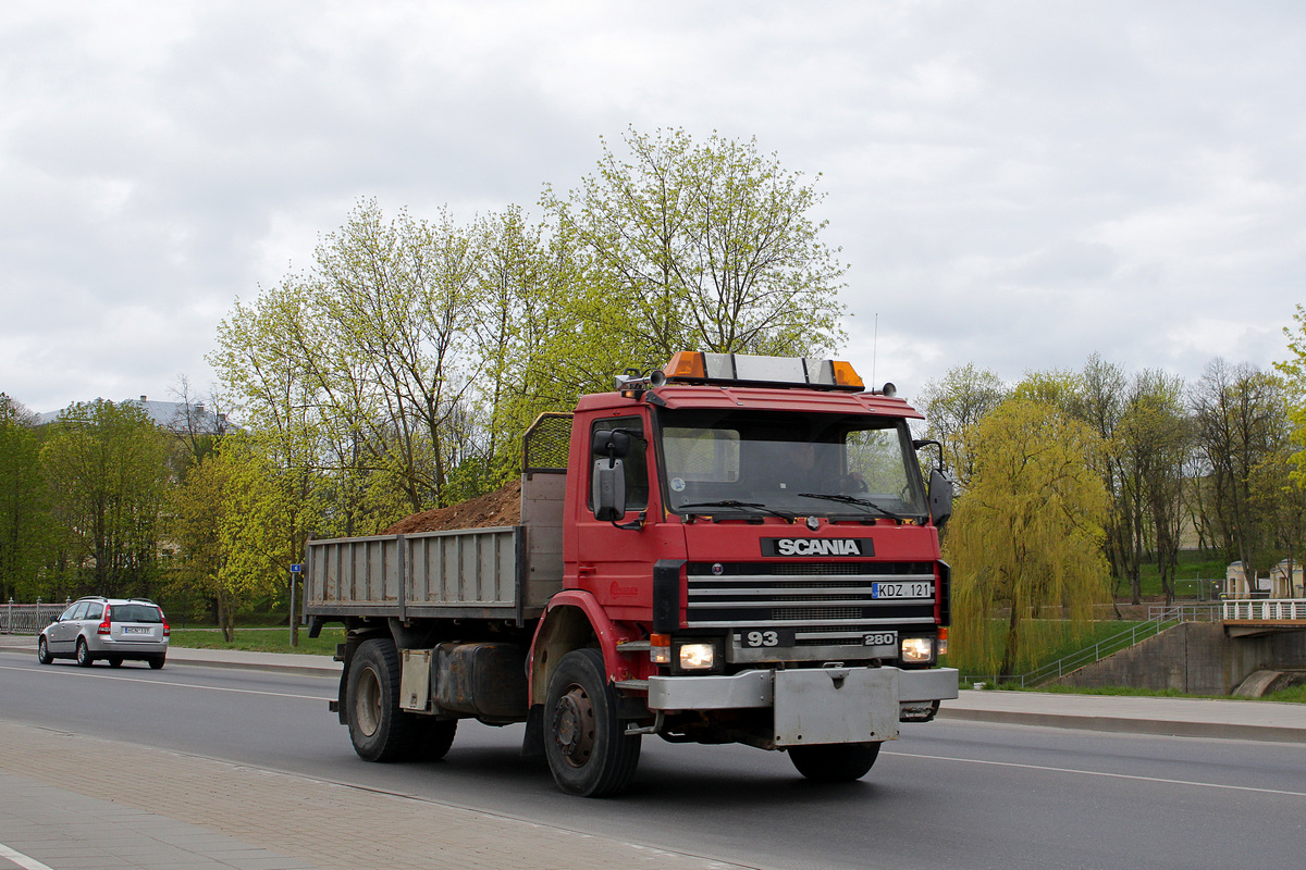 Литва, № KDZ 121 — Scania (II) P93H