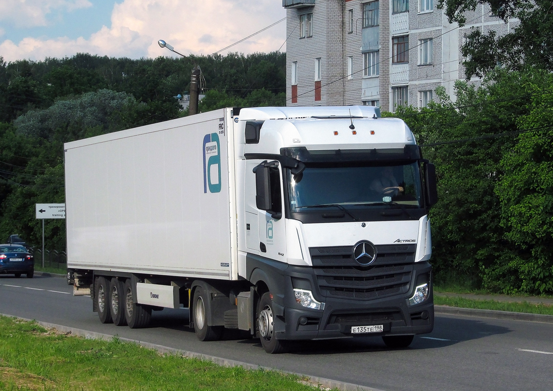 Санкт-Петербург, № Е 135 ТЕ 198 — Mercedes-Benz Actros '18 1842 [Z9M]