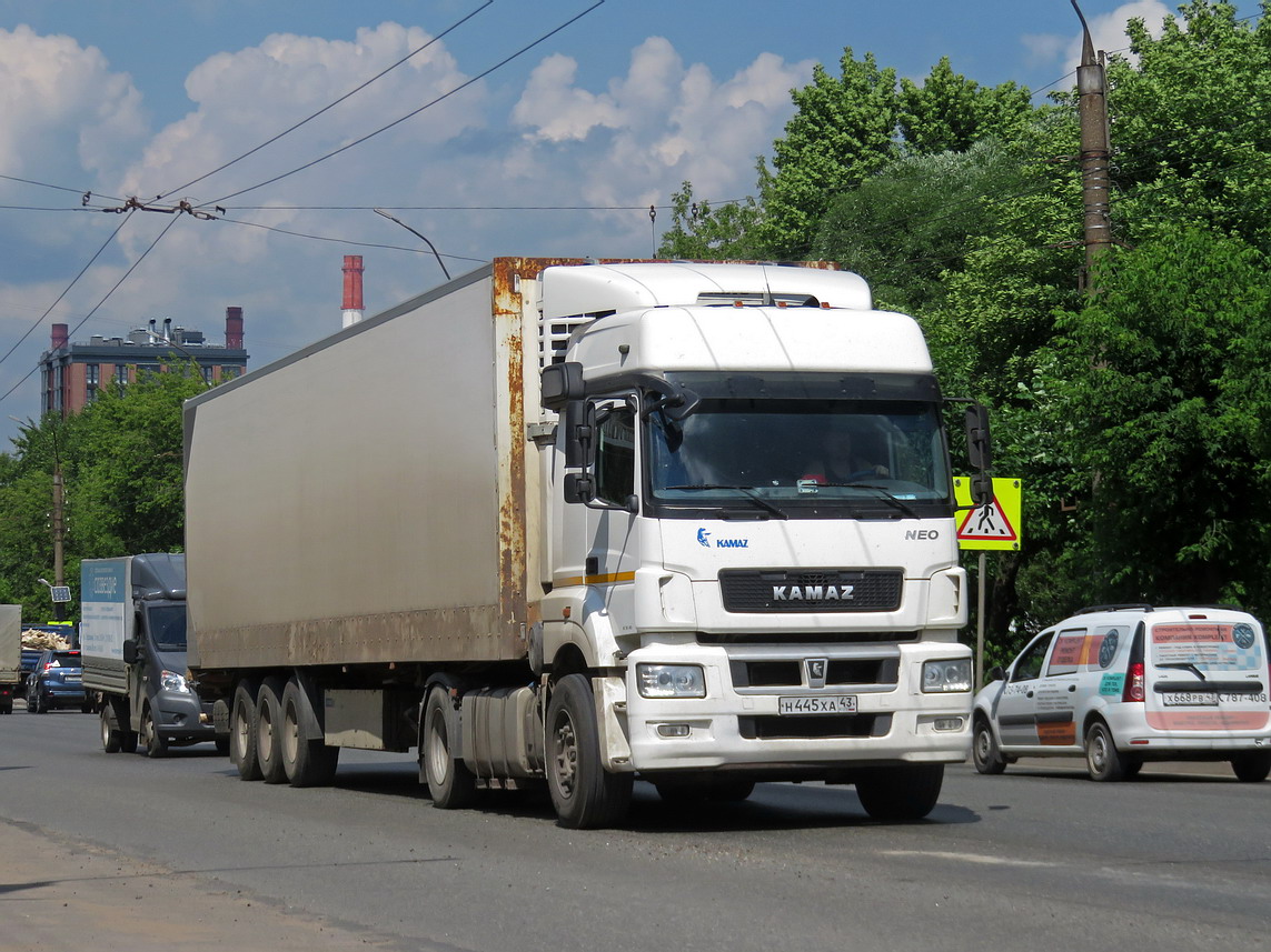 Кировская область, № Н 445 ХА 43 — КамАЗ-5490-S5(87)