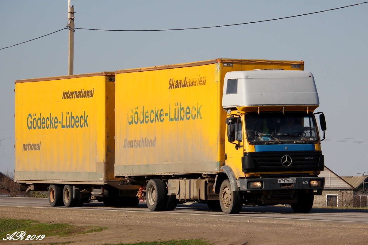 Московская область, № Н 717 МН 190 — Mercedes-Benz SK 1733
