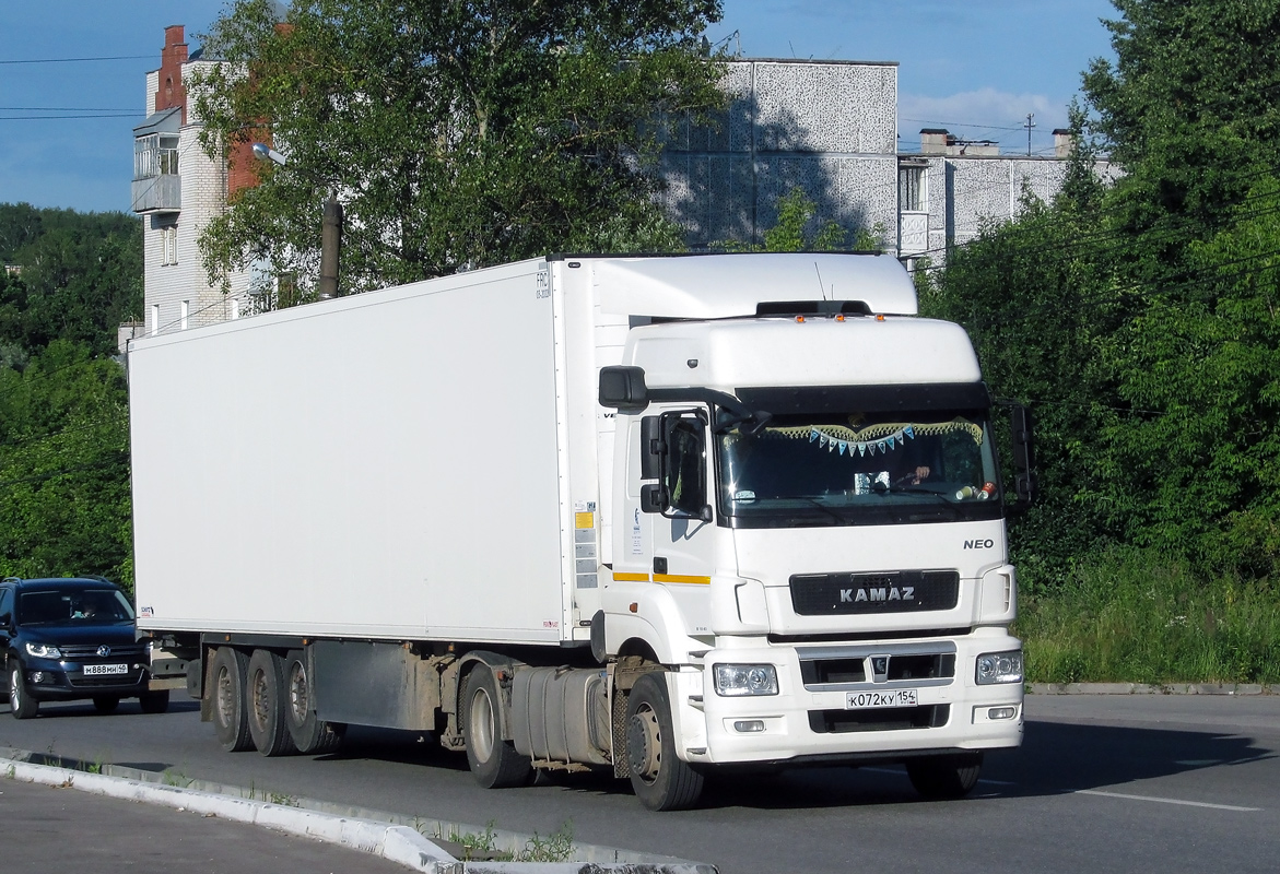 Новосибирская область, № К 072 КУ 154 — КамАЗ-5490-S5(87)