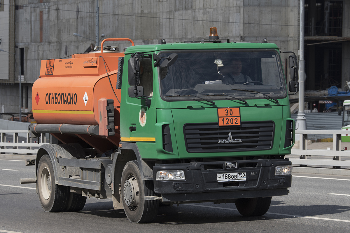 Москва, № Р 188 ОВ 750 — МАЗ-5340B2