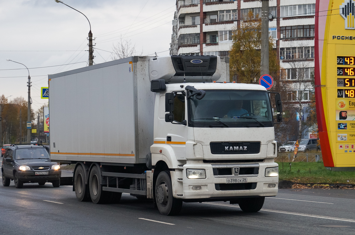 Архангельская область, № О 398 СК 29 — КамАЗ-65207-S5(87)