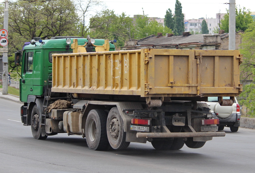Одесская область, № ВН 0823 СВ — MAN F2000 26.464