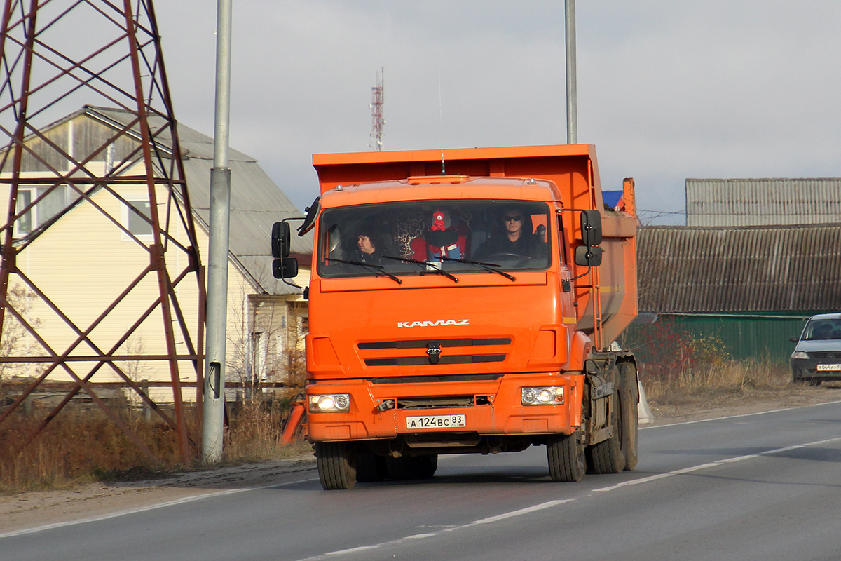 Ненецкий автономный округ, № А 124 ВС 83 — КамАЗ-65115-L4(19)