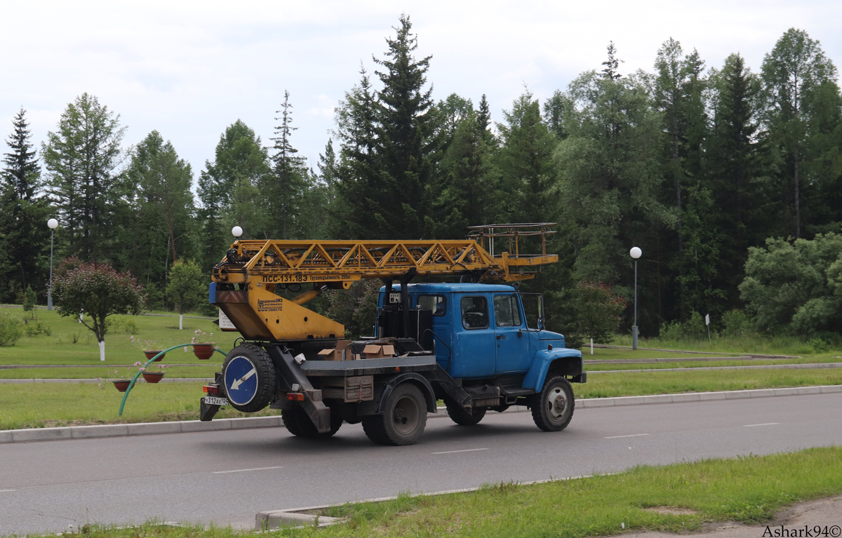 Красноярский край, № У 312 АХ 124 — ГАЗ-33086 «Земляк»