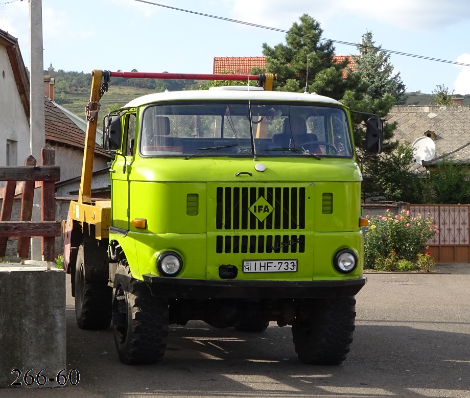 Венгрия, № IHF-733 — IFA W50LA/K, LA/Z; Венгрия — Сбор винограда в Венгрии