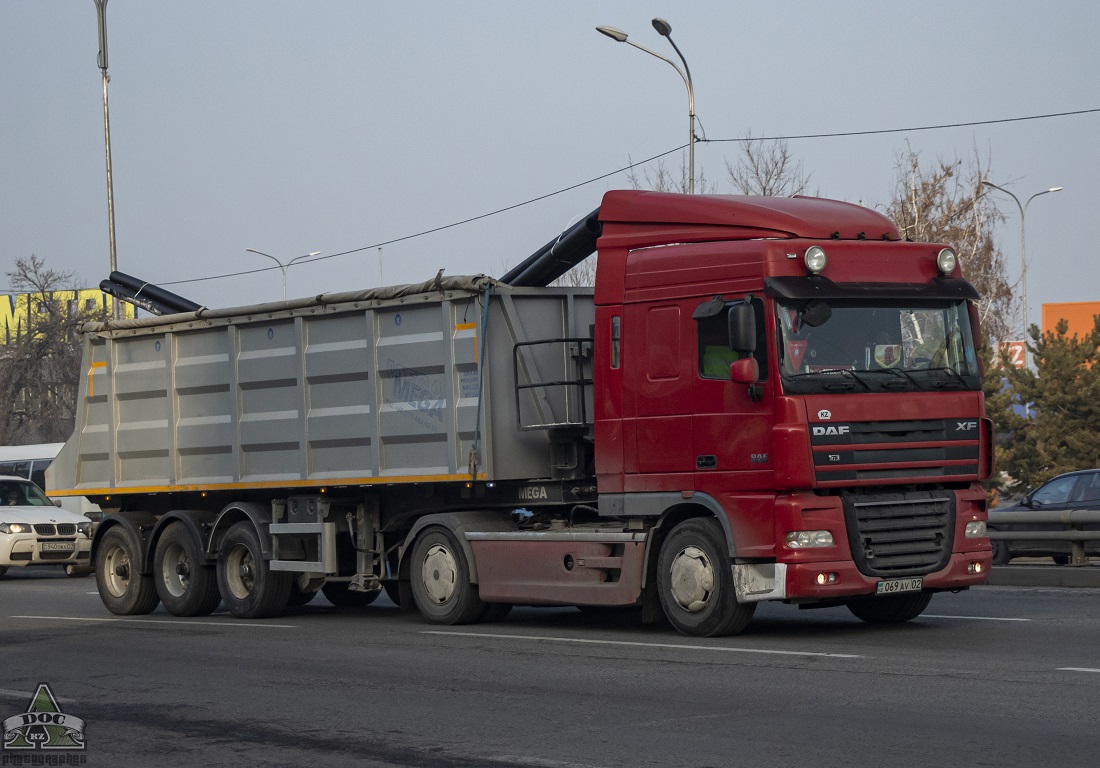Алматы, № 069 AV 02 — DAF XF105 FT