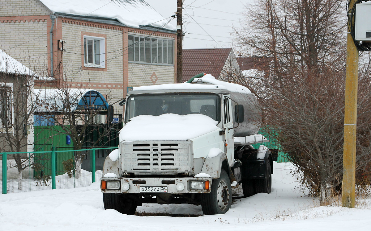 Воронежская область, № Х 352 СА 36 — ЗИЛ-534332