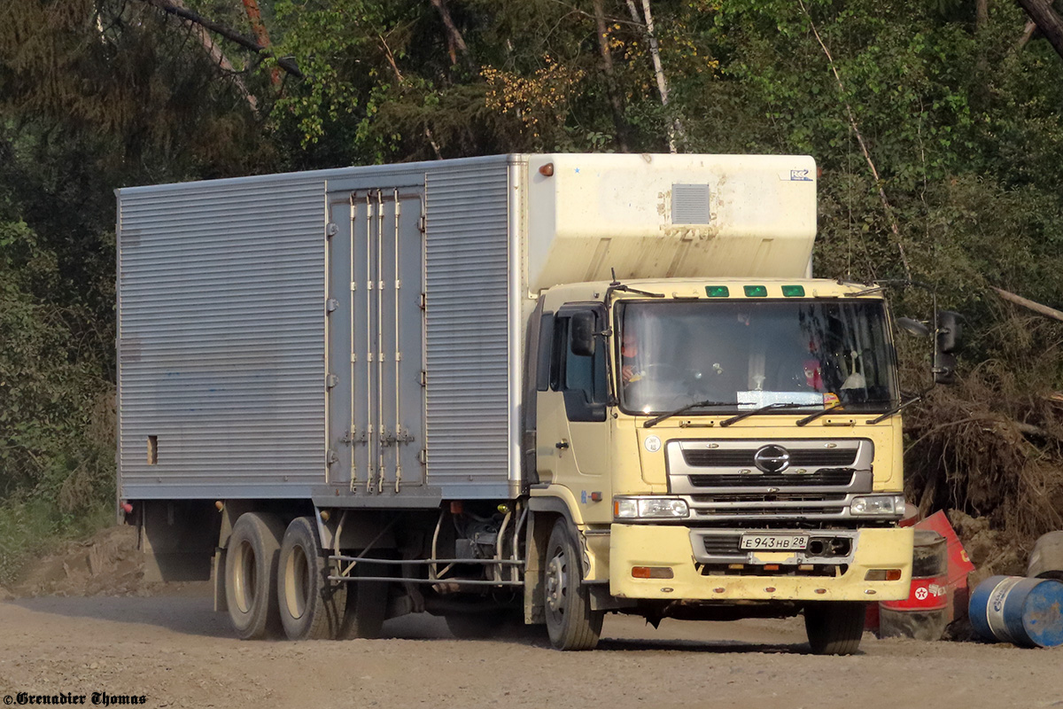 Амурская область, № Е 943 НВ 28 — Hino Profia