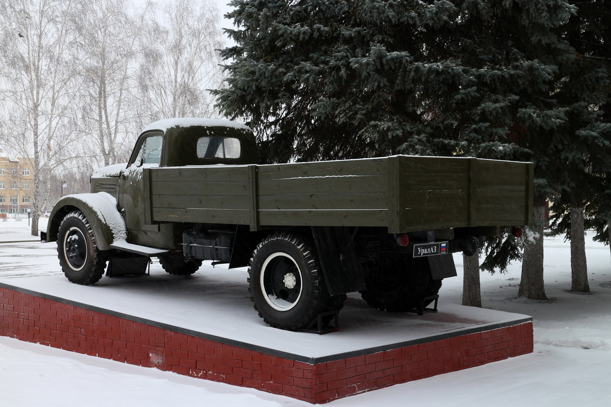 Омская область, № (55) Б/Н 0006 — УралЗИС-355М; Техника на постаментах, памятники (Омская область); Транспортные средства без номеров (Омская область)