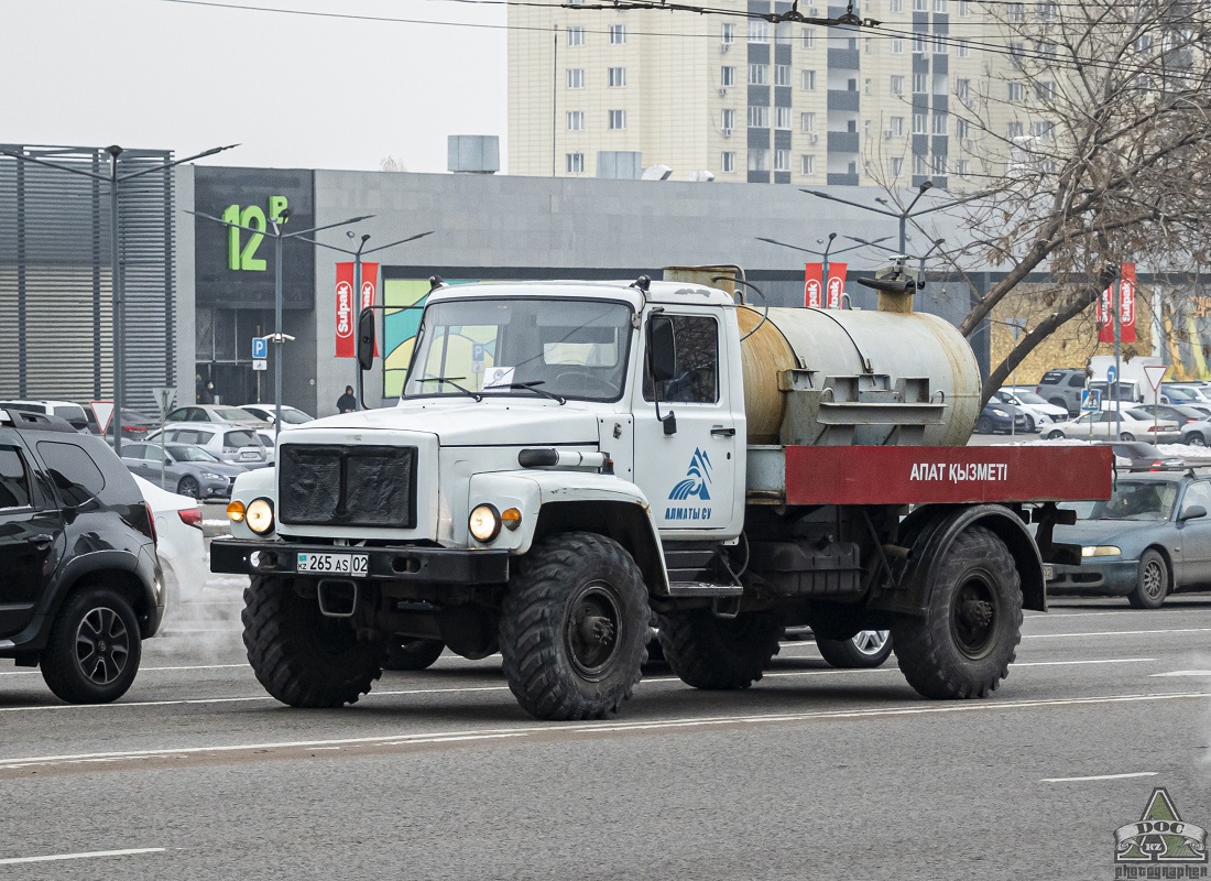 Алматы, № 265 AS 02 — ГАЗ-33081 «Садко»