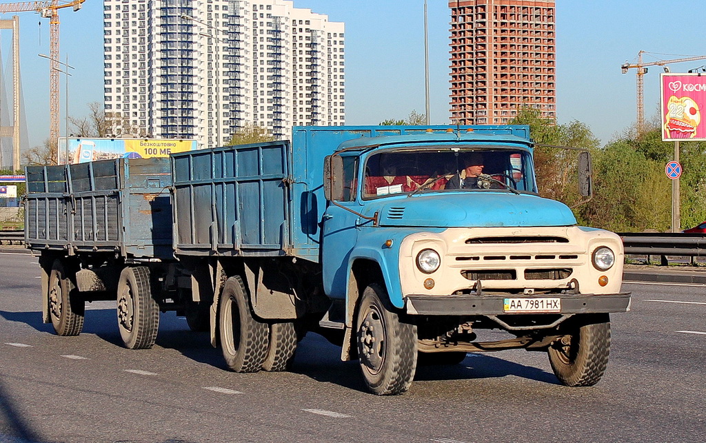 Киев, № АА 7981 НХ — ЗИЛ-431610