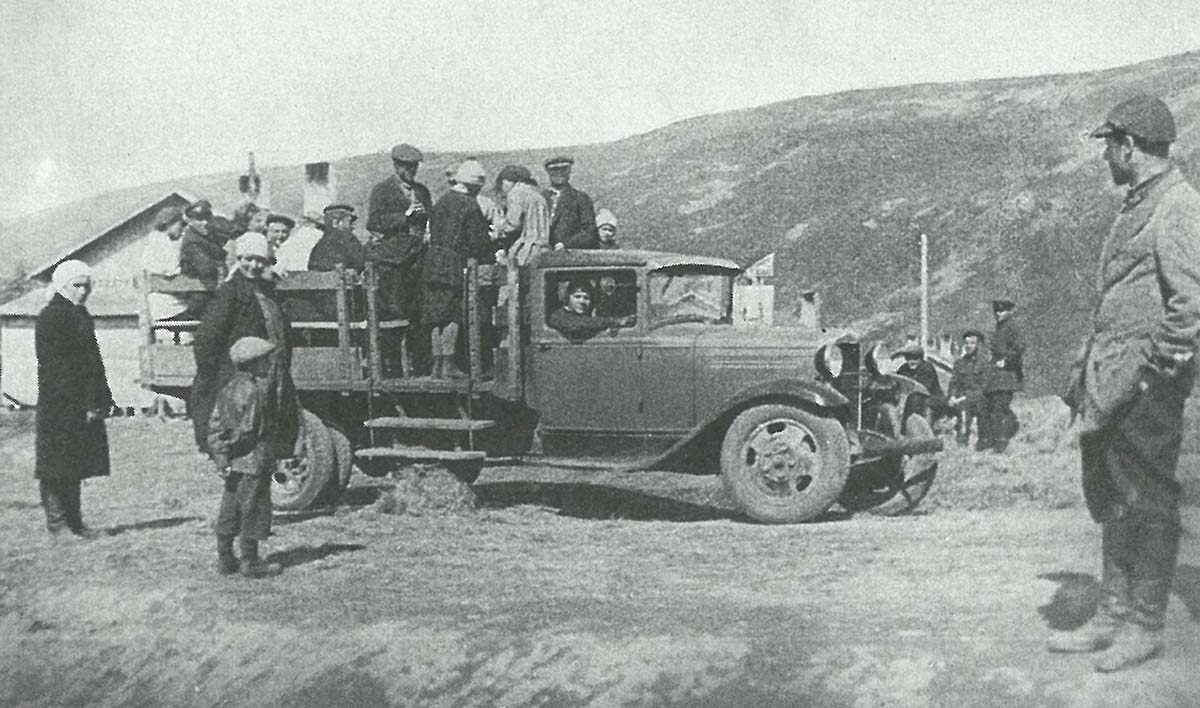 Магаданская область — Исторические фотографии (Автомобили)