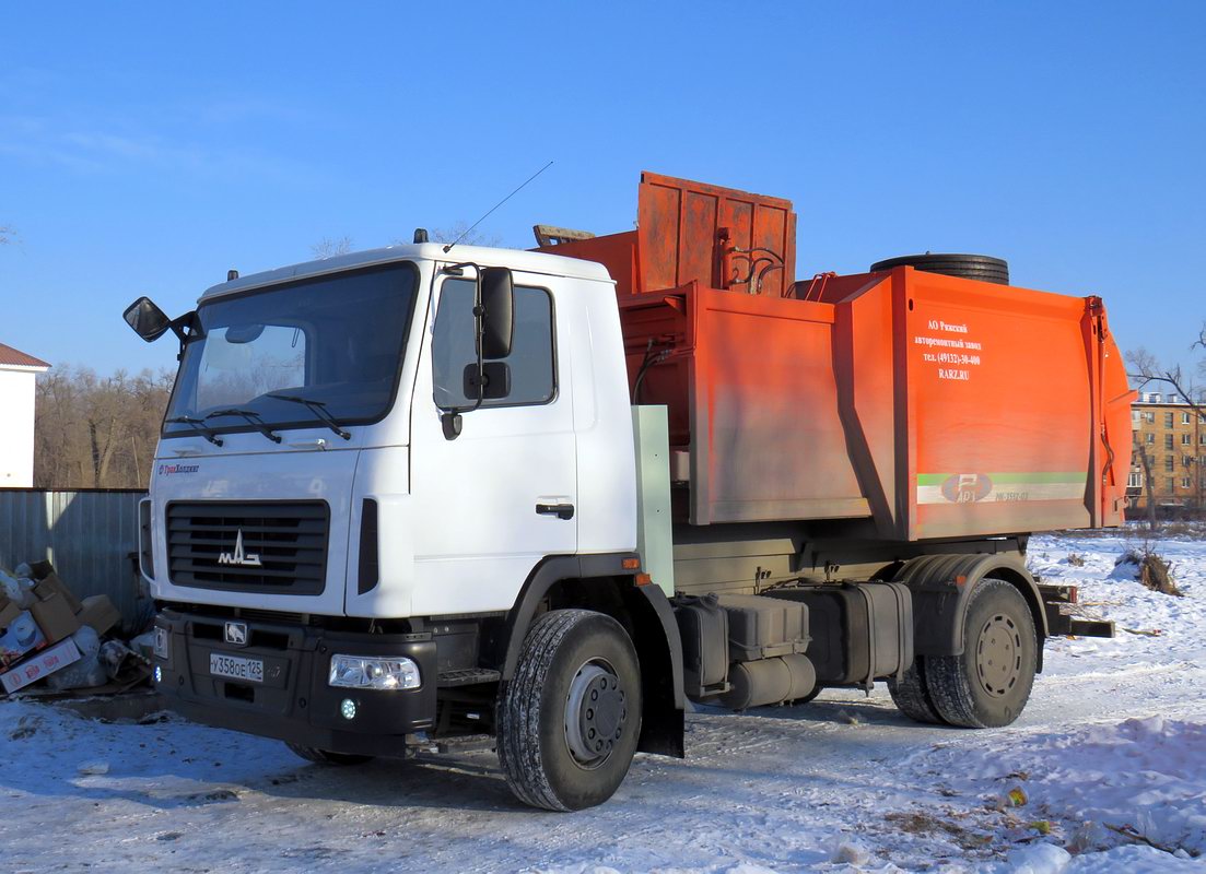 Приморский край, № У 358 ОЕ 125 — МАЗ-534025