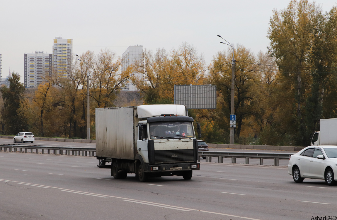 Красноярский край, № В 629 ВА 142 — МАЗ-437040
